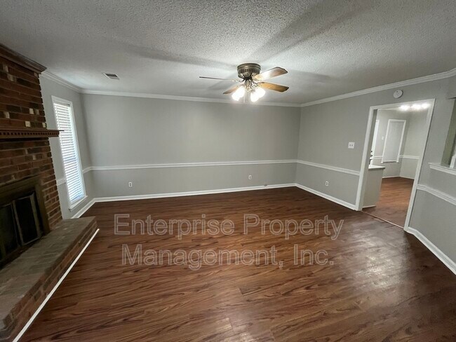 Building Photo - 3748 Rippling Creek Ln