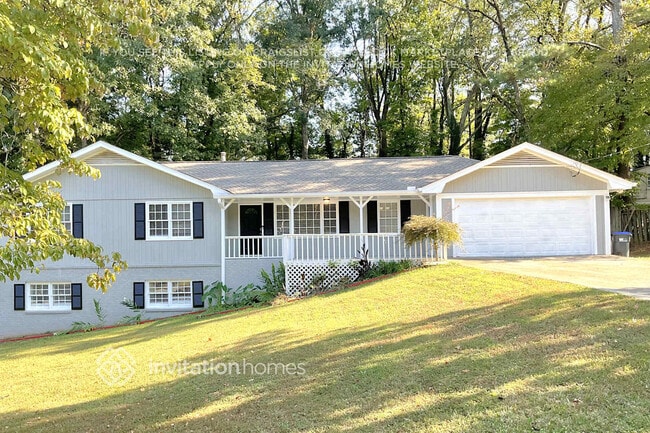 Building Photo - 1734 Lamancha Dr NW