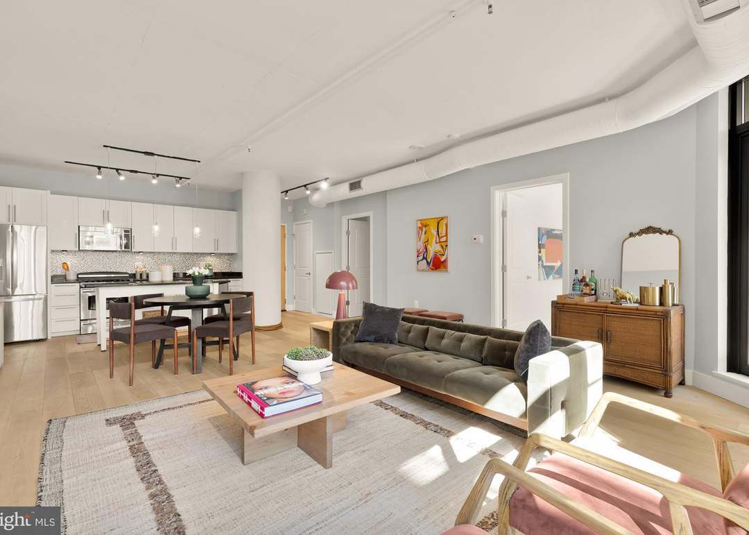 Foto principal - 2125 14th St NW