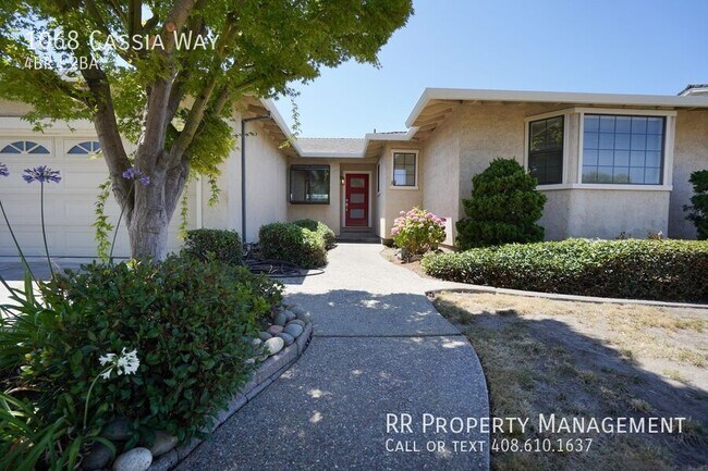 Building Photo - 1068 Cassia Way