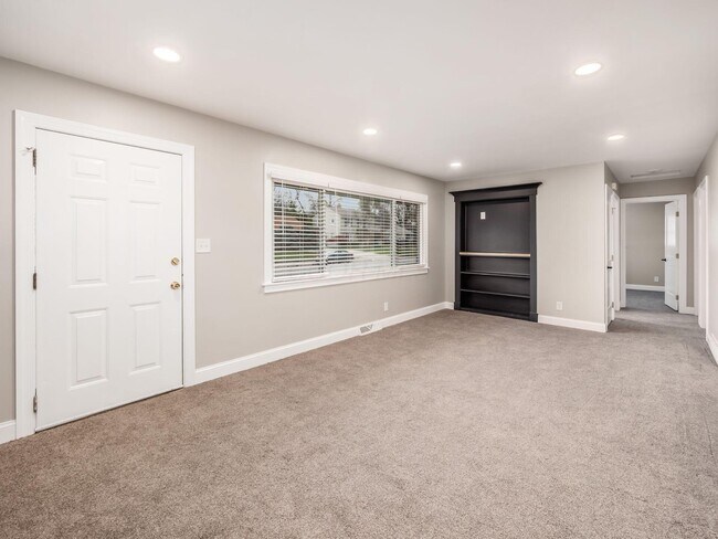 Foto del edificio - 2475 Swansea Rd