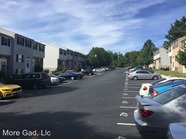 Building Photo - 3 br, 2 bath House - 44 Cartwright Ct