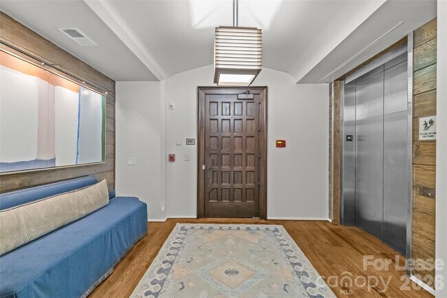 Foto del edificio - 1172 Queens Rd