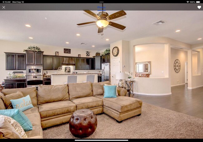 Foto del edificio - 27924 N 18th Dr