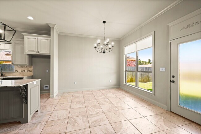 Foto del edificio - 16923 Bradford Ave