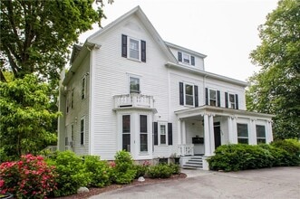 Building Photo - 446 Bellevue Ave