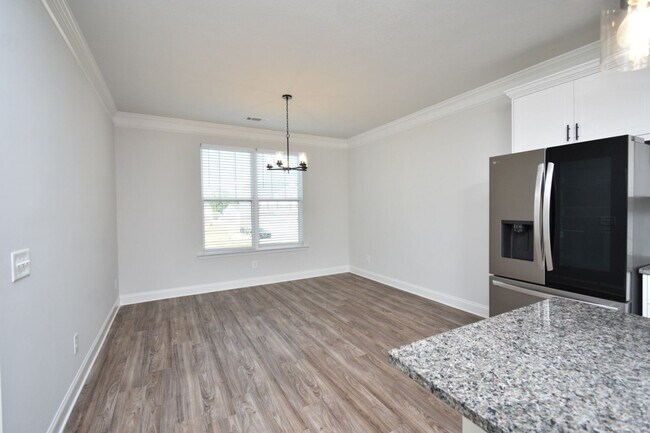 Foto del edificio - Brand New 5 Bed 3 Bath Near Fort Eisenhower!!