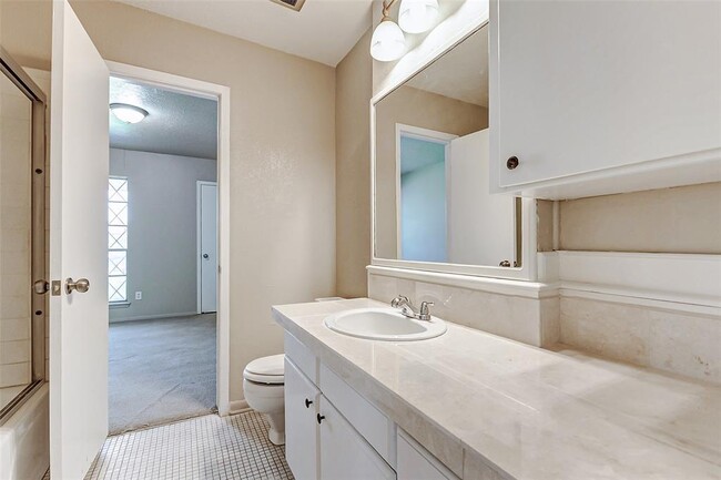 Building Photo - 5318 Botany Ln