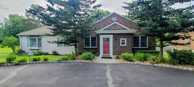 Foto del edificio - 121 S Ridgedale Ave