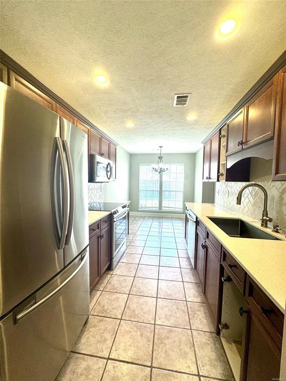 Foto del edificio - 8931 Abingdon Pl