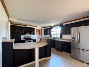 Building Photo - 15 Azalia Ct