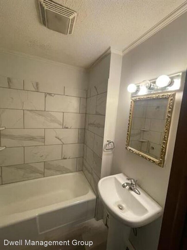 Foto del edificio - 2 br, 1 bath House - 444 Church Ave