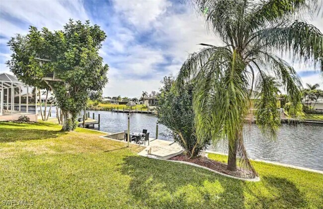 Foto del edificio - 2806 SW 38th Terrace
