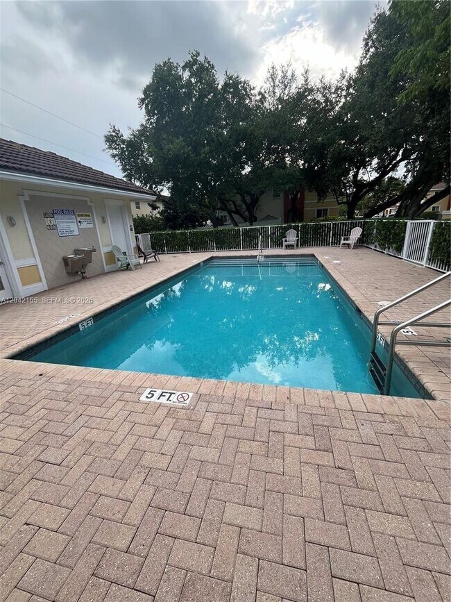 Photo - 5347 SW 40TH AVE DANIA, FL 33314 House
