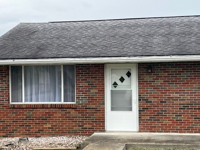 2 Bedroom 1 Bath Apartment with full basement and garage. Nice country setting . - 3356 County Road 22A