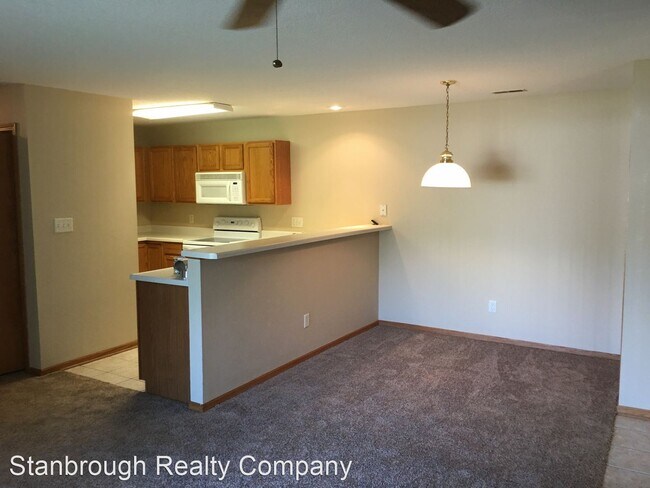 Building Photo - 211 Ashworth Dr