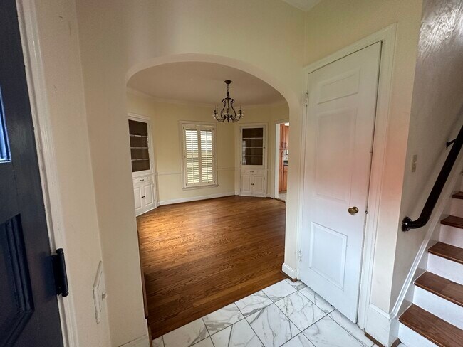 Foto del edificio - 2810 N Avondale Blvd