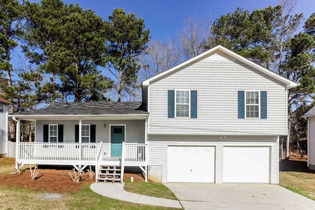 Building Photo - 385 River Trace Dr