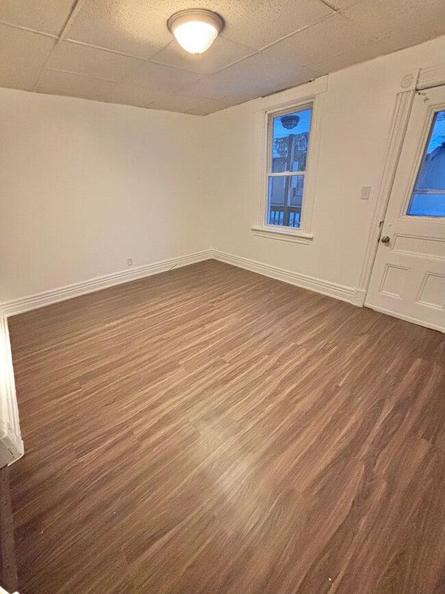 Building Photo - 700 W Dominick St