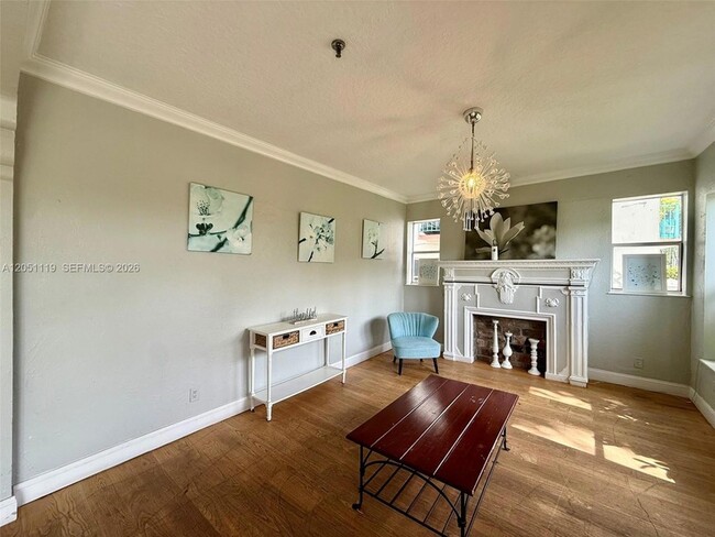 Photo - 1027 Pennsylvania Avenue Unit 302 Apartment