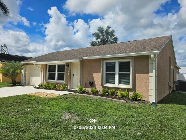 Building Photo - 105 Wingate Dr