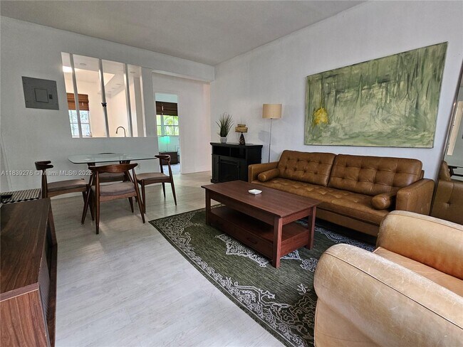 Foto del edificio - 728 Lenox Ave.