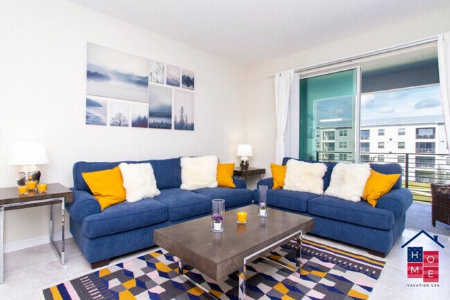 Foto del edificio - Tranquil Balcony: Charming Condo close to ...