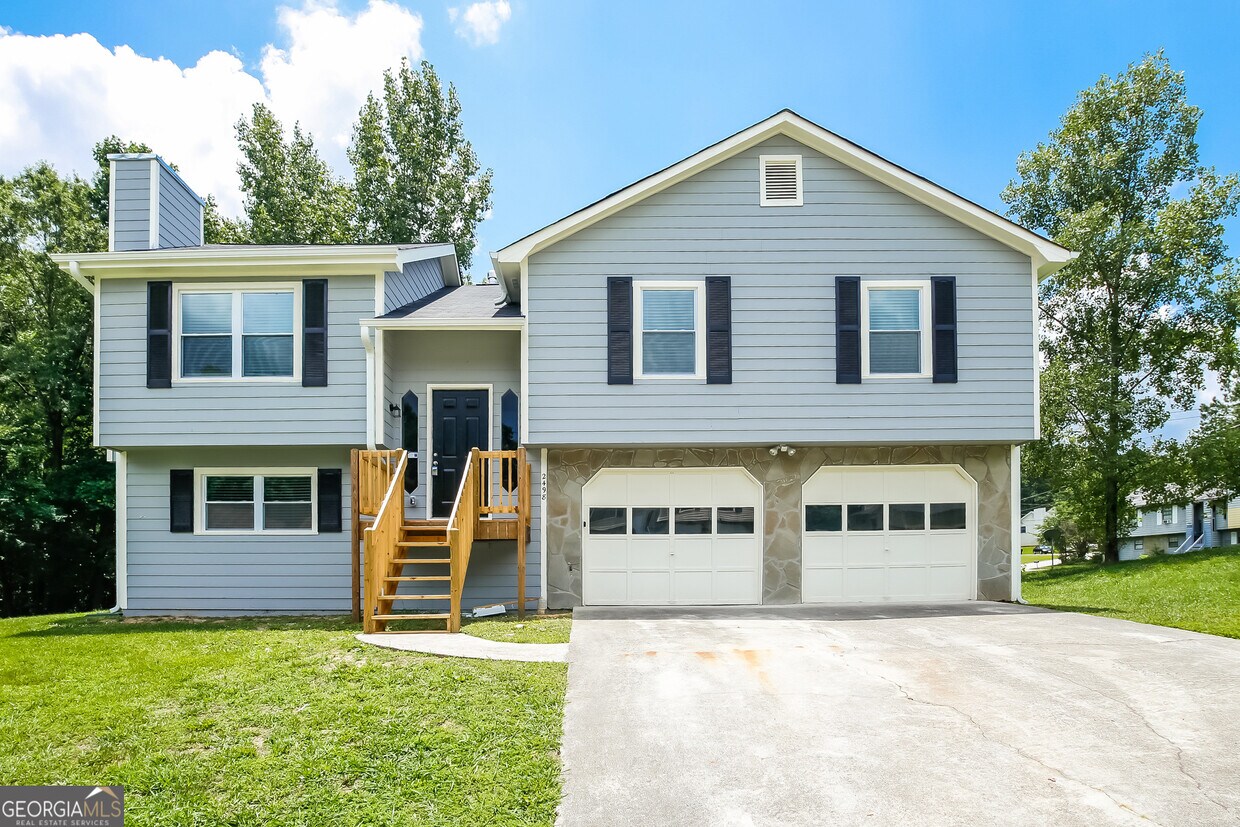 Foto principal - 2498 Winding Creek Dr