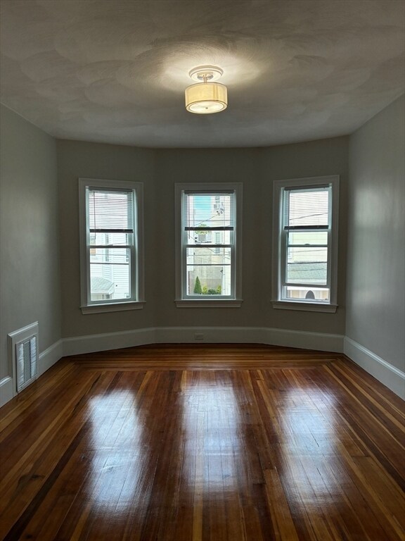 Foto del edificio - 8 Agassiz Ave