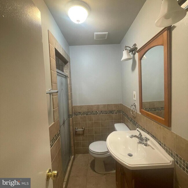 Foto del edificio - 764 S 4th St