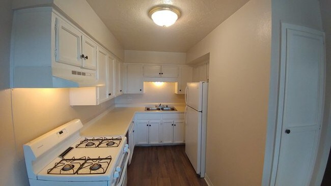 Foto del edificio - 2112 Moon St NE