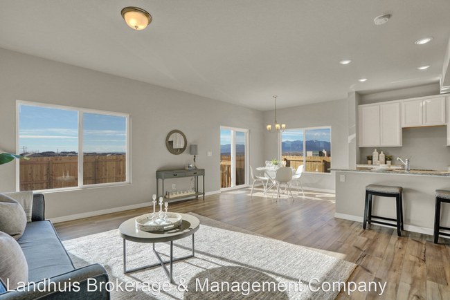 Foto del edificio - 3 br, 2.5 bath House - 6180 Big Bird Dr