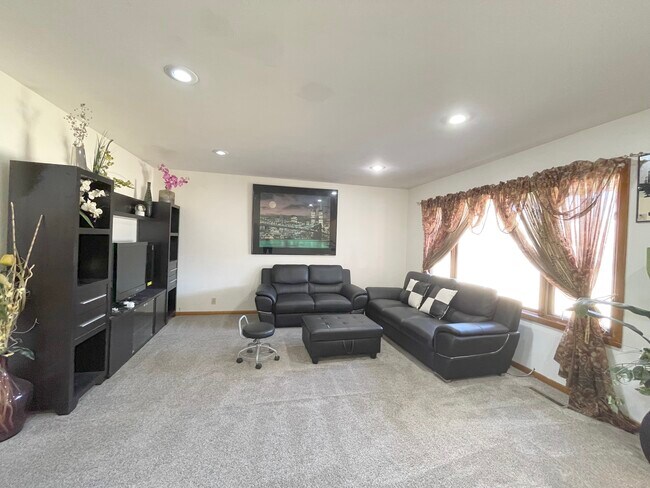 Foto del edificio - 541 N 57th St