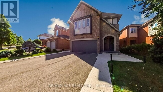 Building Photo - 2664 Castlebridge Dr