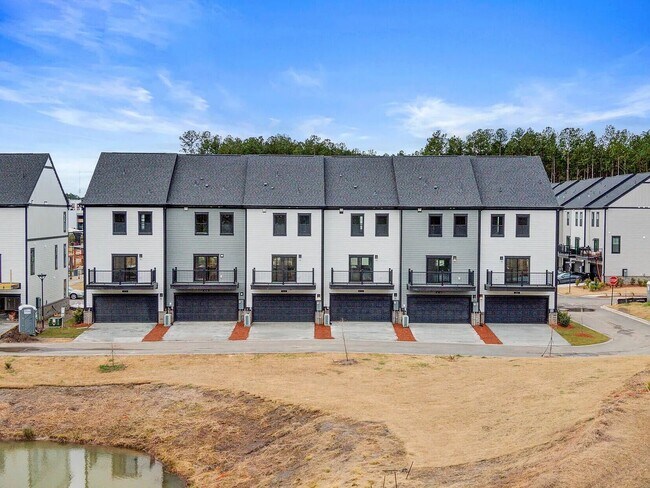 Foto del edificio - New Construction in the Heart of Nexton
