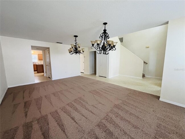 Building Photo - 102 Evergreen Dr