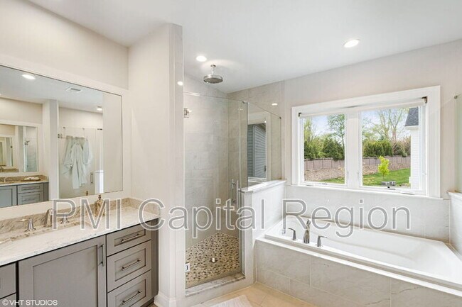 Foto del edificio - 5320 Camberley Ave