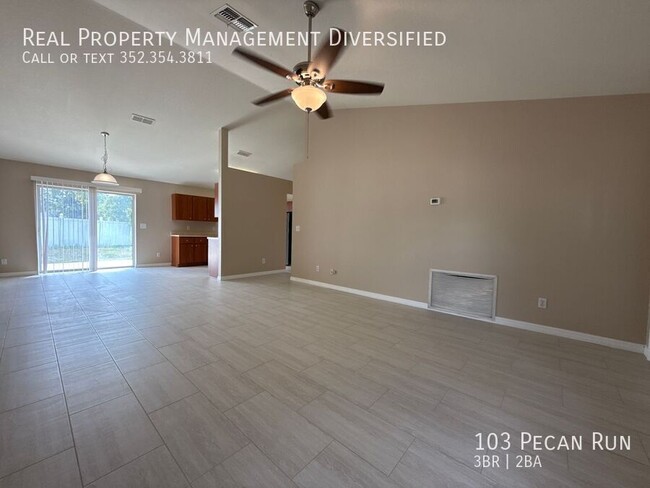 Building Photo - 103 Pecan Run