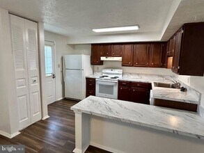 Building Photo - 1451 Misty Lake Ct