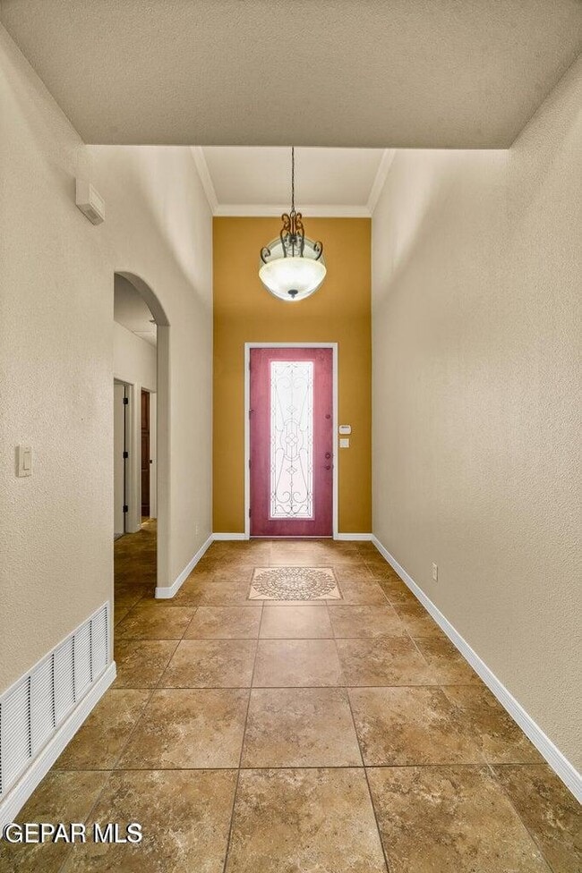 Foto del edificio - 14117 Rainbow Point Dr