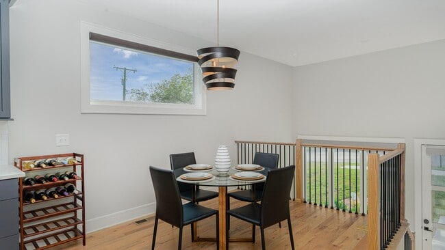 Building Photo - 750 22nd Ave N