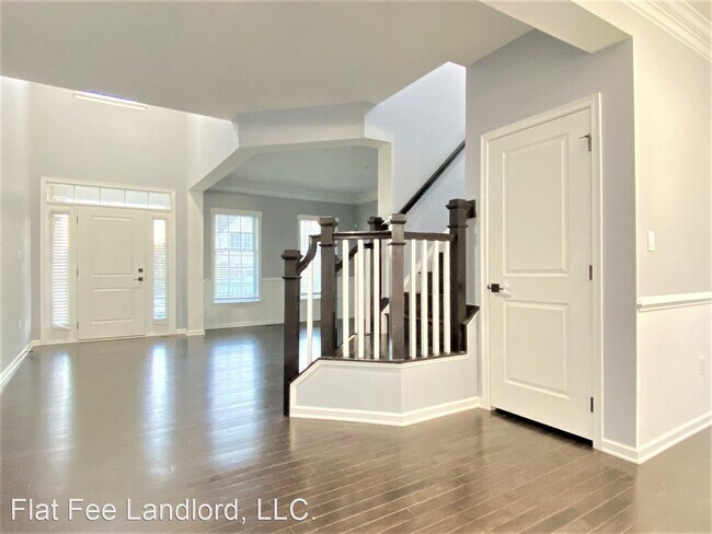 Building Photo - 4 br, 3.5 bath House - 11006 Flying Change Ct