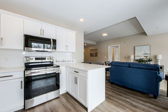 Building Photo - Aura Apartments