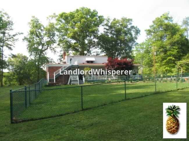 Building Photo - 496 Clarks Tract