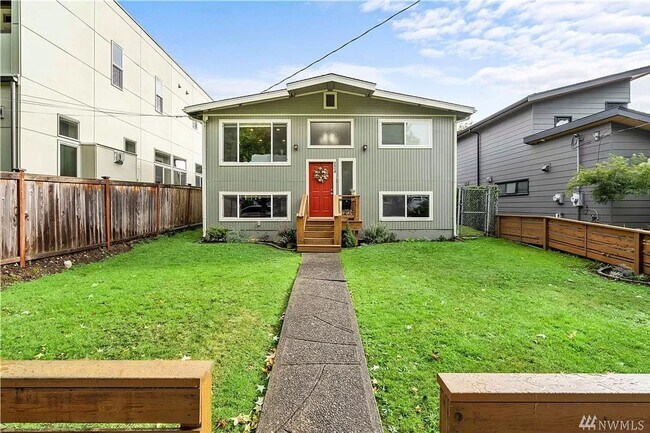 Building Photo - Newly Remodeled 4bd/3ba Home in Quiet Madi...