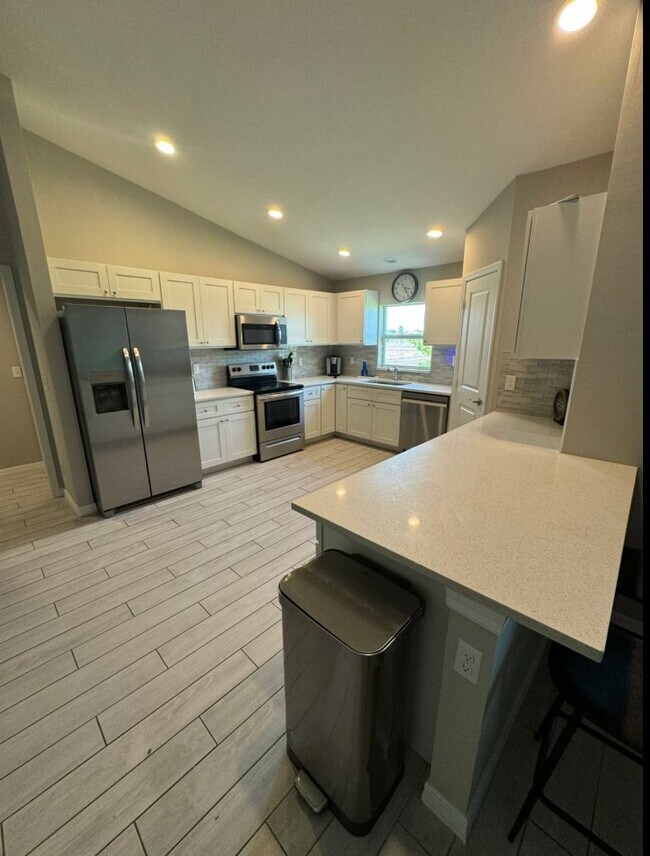 Foto del edificio - 403 SW 31st Pl