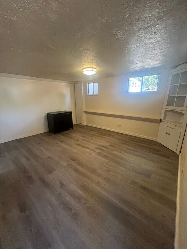 Primary Photo - 1-Bedroom Apartment in downtown Eugene