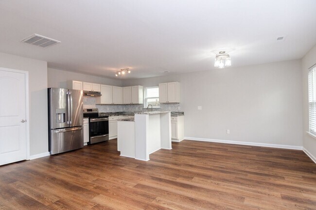 Foto del edificio - 6516 Rustling Leaves Way