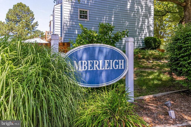 Building Photo - 6480 Brickleigh Ct