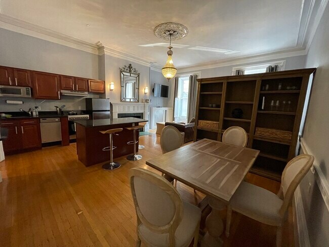 Foto del edificio - 105 Beacon St